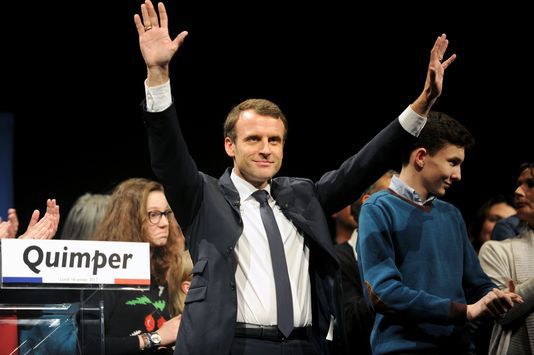 39-year-old Macron set to emerge French president, to face Le Pen in runoff