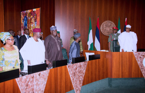 PRESIDENT BUHARI PRESIDES OVER FEC MEETING 0A&B. R-L; President Muhammadu Buhari and Vice President Yemi Osinbajo during the Federal Executive council Meeting held at the Council Chamber of the State House in Abuja. PHOTO; SUNDAY AGHAEZE. MAR22 2017