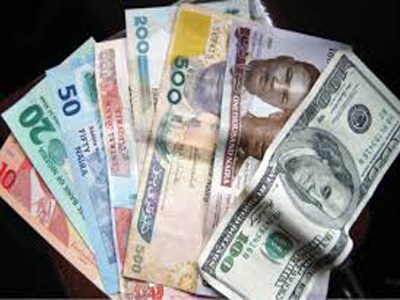 Naira closes at 362/dollar, CBN sells $195m