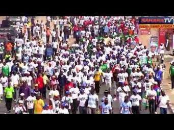 Buhari’s minister visits Makarfi in PDP headquarters