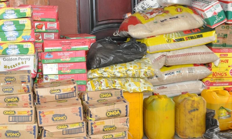 Wife of the President Aisha Buhari donates to flood victims in Benue