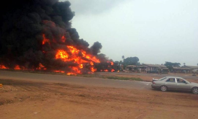 Three dead as explosion rocks Lagos-Ibadan expressway [PHOTO]