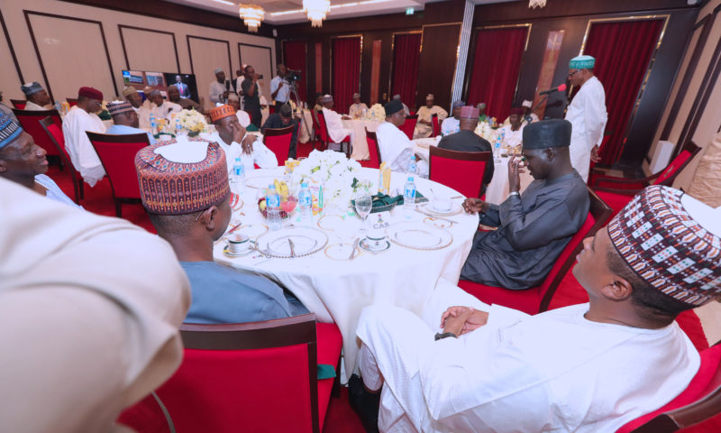 PRESIDENT BUHARI BREAKS RAMADAN FAST WITH SERVICE CHIEFS AND MINISTERS. MAY 22ND 2018