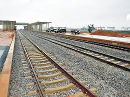 1,000 local firms apply for railway contracts