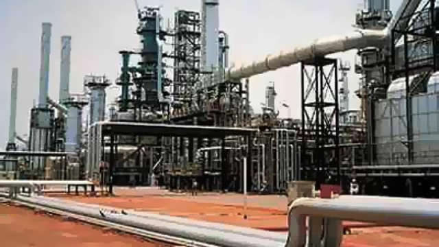 Kaduna refinery stays idle for 12 months, others wobble