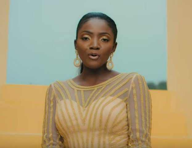 Simi in graceful visuals for ‘Ayo’