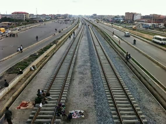 Lagos-Ibadan railway project won’t be abandoned – FG, NASS