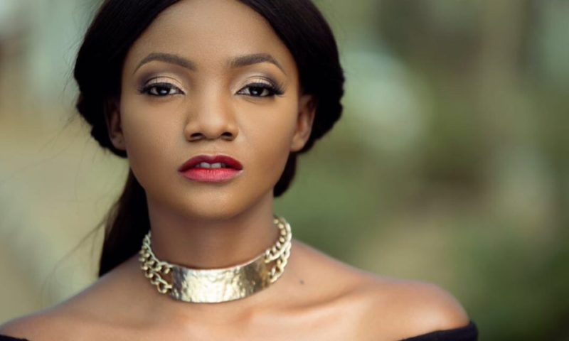 Simi drops ‘Omo Charlie Champagne,’ dedicated to dad