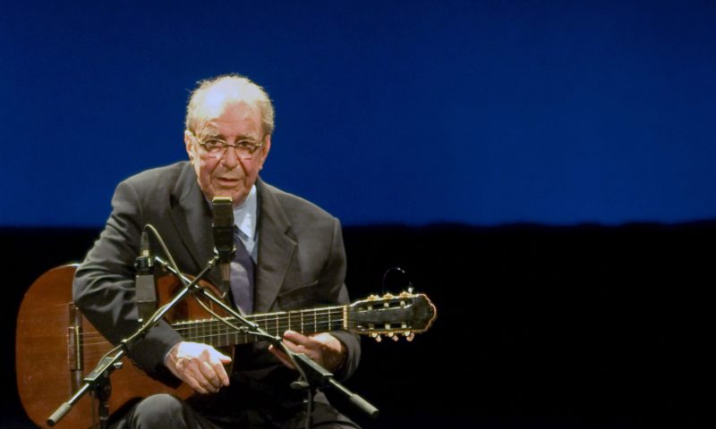 Fans bid final farewell to Brazil music legend Joao Gilberto