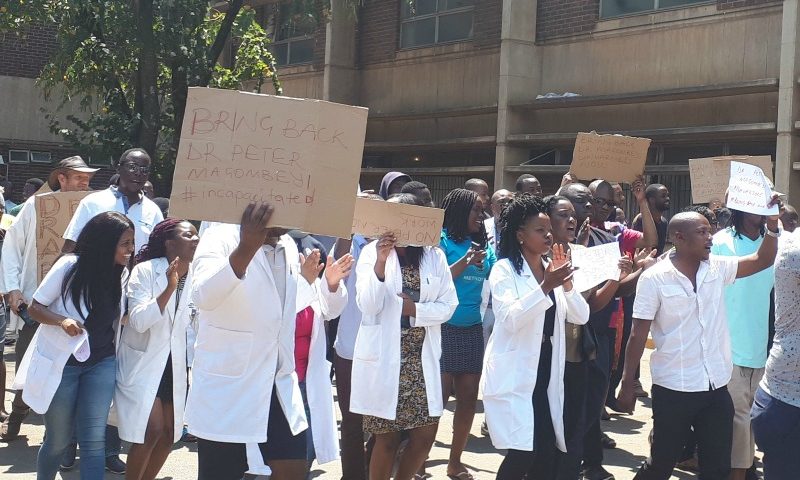 COVID 19: Zimbabwe doctors serve strike notice, demand pay in US dollars