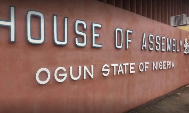 Ogun Assembly swears in Elemide as new Speaker, affirms Oluomo’s impeachment