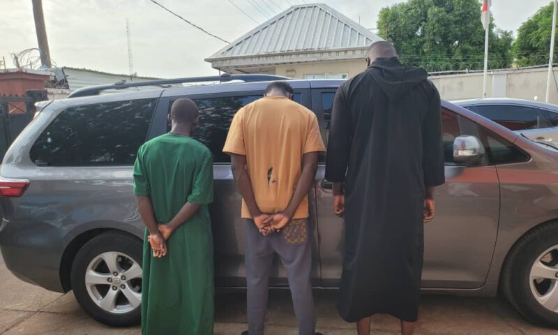 EFCC arrests three siblings  for suspected internet graud in Makurdi