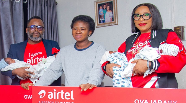 Airtel Presents Cheques To Infant Quadruplets