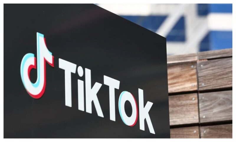 TikTok returns on Apple, Google US app stores