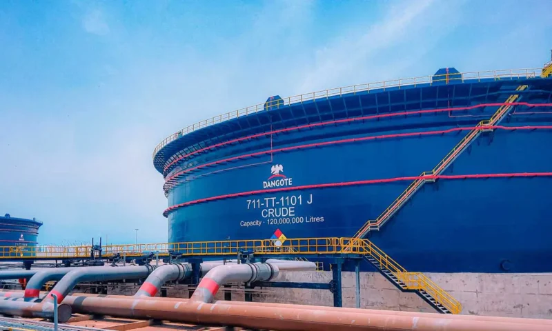 Dangote Refinery reduces petrol price to N825 per litre